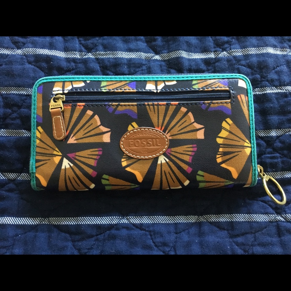Fossil Key-Per Leather Zip Wallet